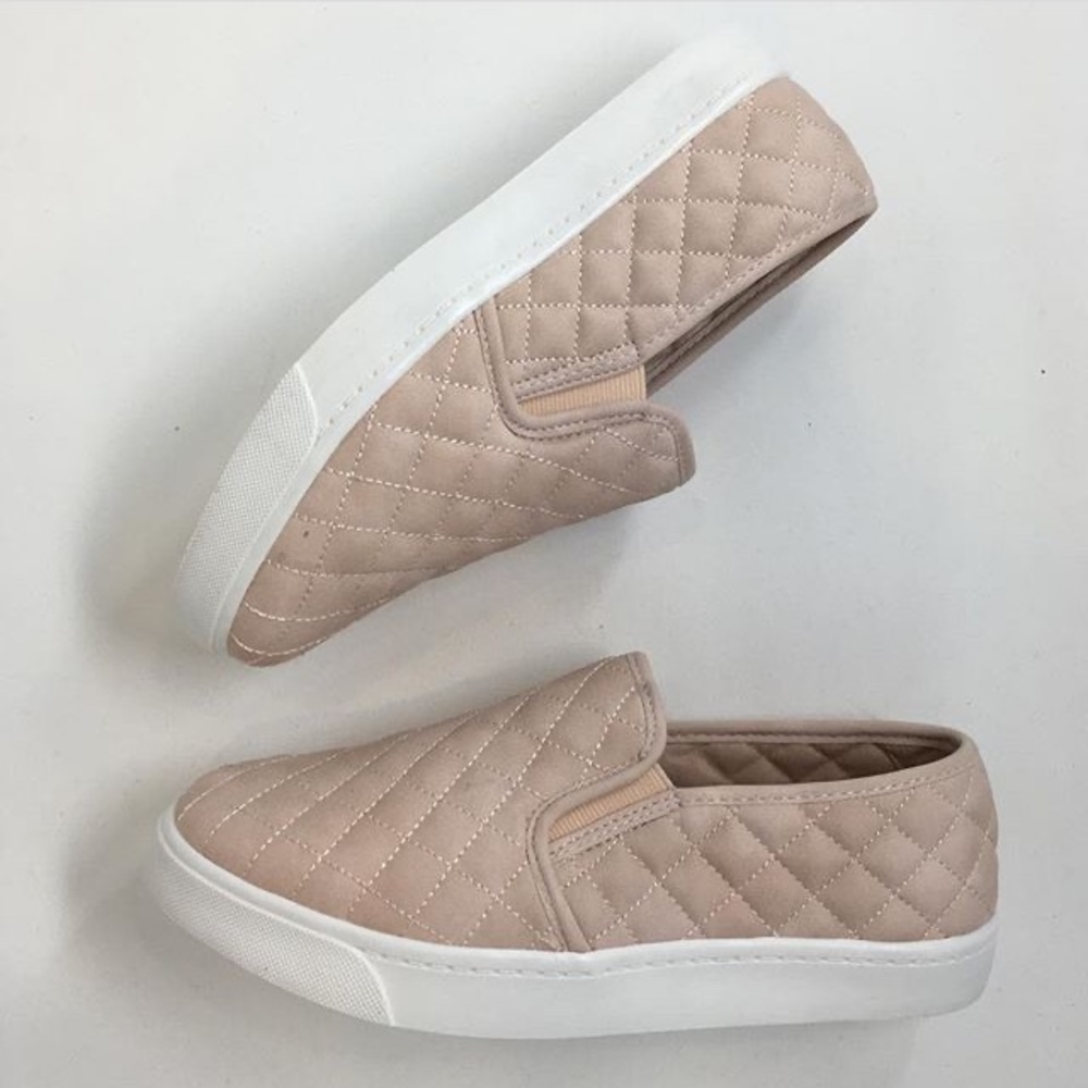 Blush Quilted Shoe🌸